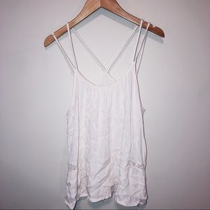 🐚WHITE FLOWING TANK🐚